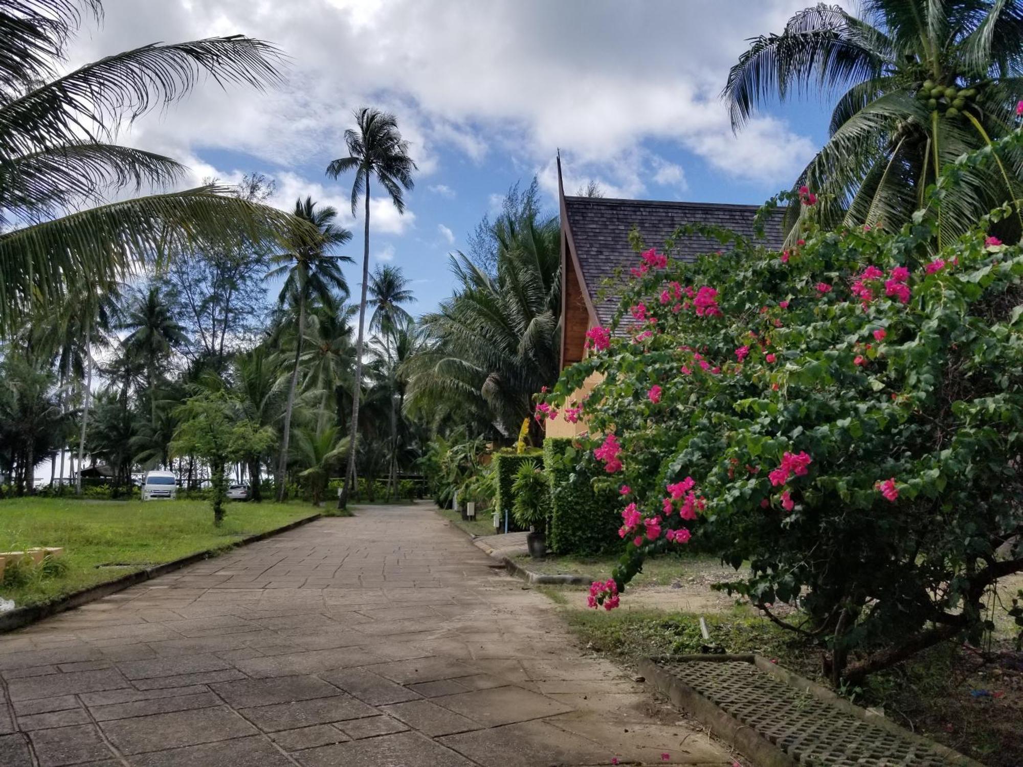 White Dragon Sea View Villa Koh Chang Exterior foto